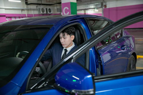 商務車豪車汽車銷售商務人士駕車人物攝影圖 攝影