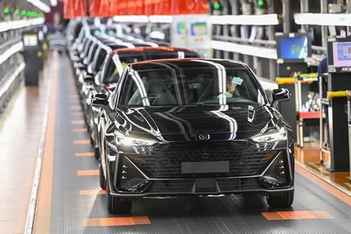 渝車出海 前三月成績單 汽車出口貨值89.2億元,同比增長24.1